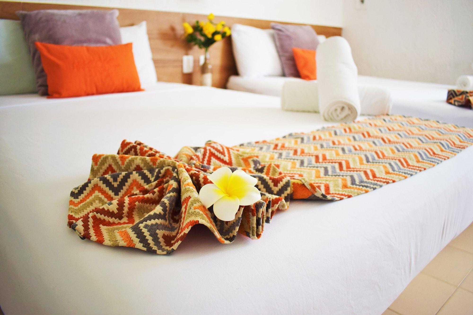 Arrecifes Suites Puerto Morelos Exteriör bild